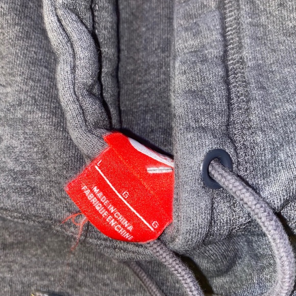 Boys Nike sweatshirt - Picture 2 of 4